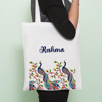 Chillaao Beautiful Logotype Realistic Bird Personalised Tote Bag