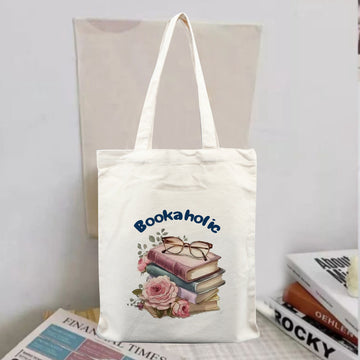 Chillaao bookaholic Tote Bag