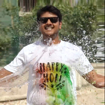 Chillaao Magic Holi  T- Shirt